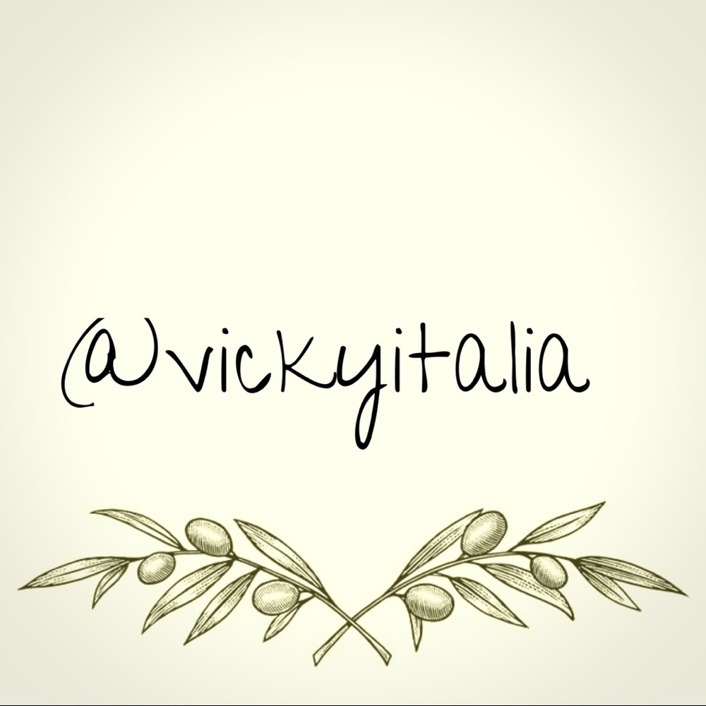Meet your Posher, @vickyitalia